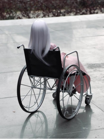 ドール用車椅子 撮影道具 鉄製 ブラック ID75サイズ人形用 球体関節人形用 BJDDOLL